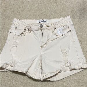 Vigoss Off-White Distressed Jean Shorts
